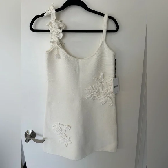 NWT Amur Deedra Floral Appliqué Minidress